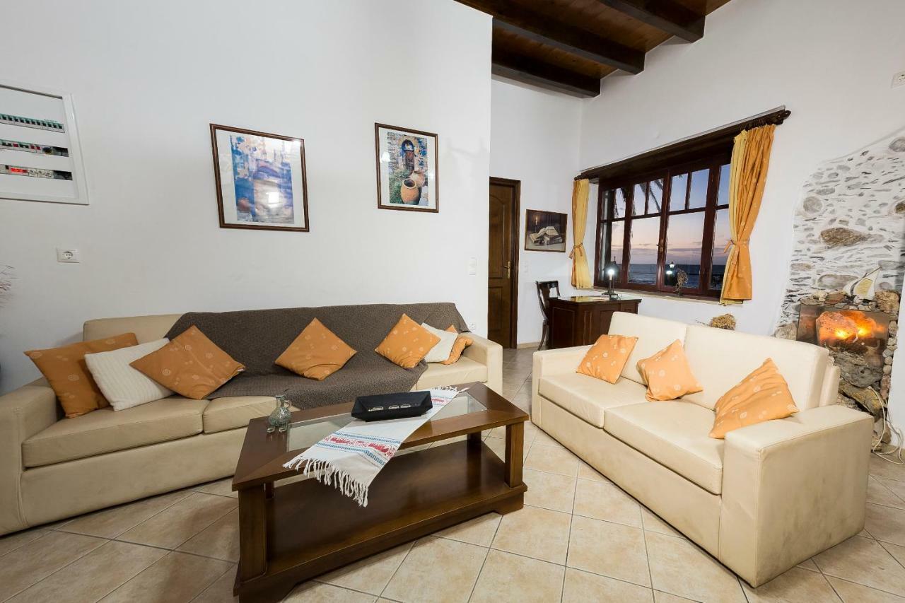 Pericles Beach Villa Kissamos Exterior photo
